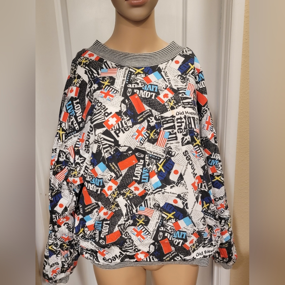 Vintage BLOWOUT LA Reversible World Peace Pullover Crewneck Sweatshirt